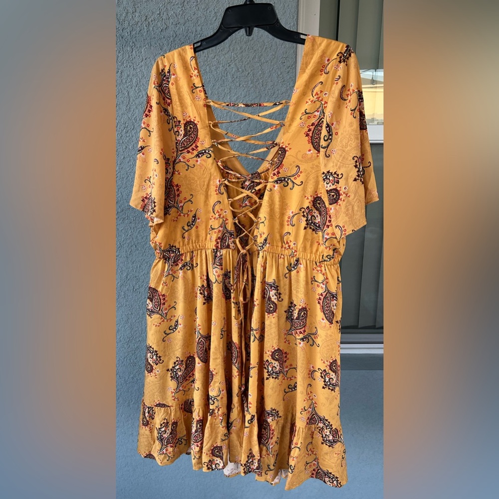 Torrid Paisley Corset Like String Up Back V-neck Pockets Dress Size 3/20-22 - Picture 2 of 5